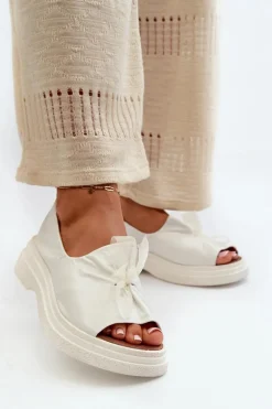 Zazoo 2939 Skórzane Sandały Damskie Z Kokardką Białe