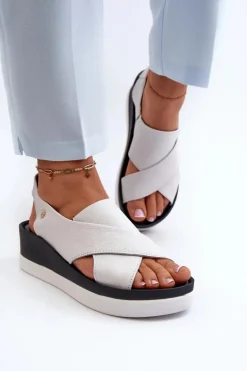 Zazoo 40256 Skórzane Sandały Na Koturnie Białe