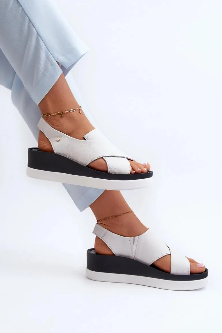 Zazoo 40256 Skórzane Sandały Na Koturnie Białe