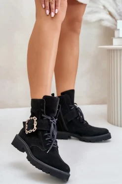 Zazoo 2951 Zamszowe Botki Z Ozdobną Klamrą Czarne