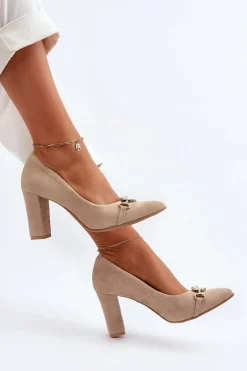 Zazoo 2453/OS Zamszowe Czółenka Na Słupku Z Sercem Cappuccino