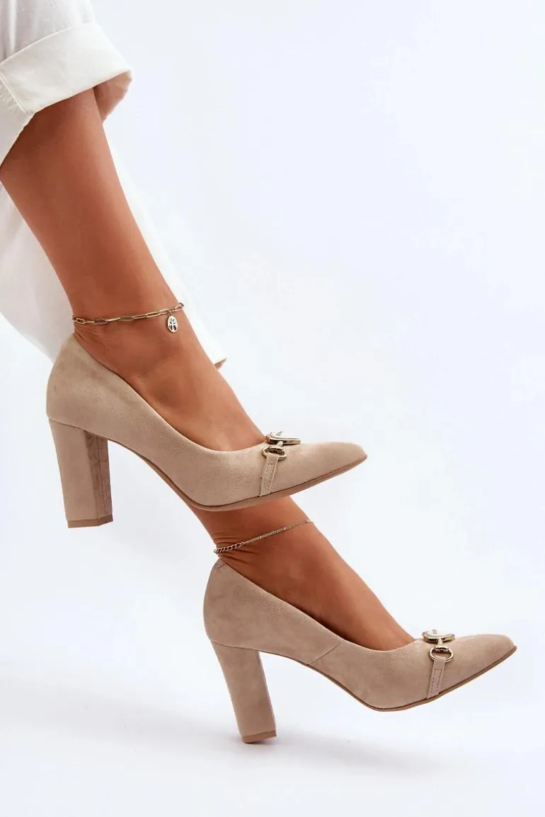 Zazoo 2453/OS Zamszowe Czółenka Na Słupku Z Sercem Cappuccino