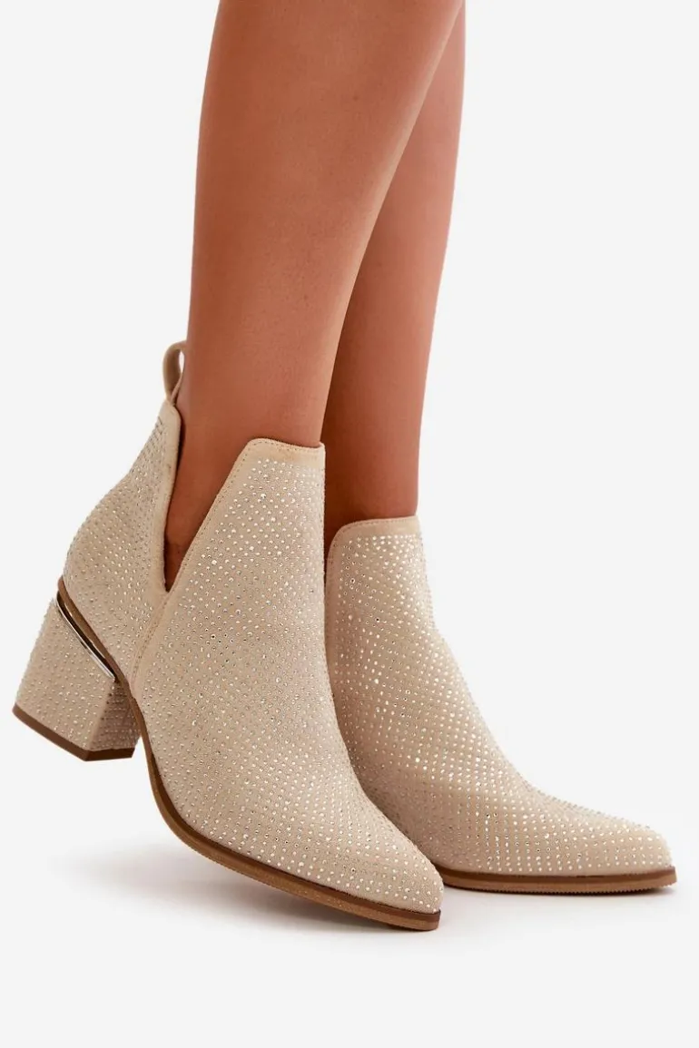 Zdobione Botki Damskie Na Obcasie Z Noskami W Szpic Beżowe Fararia