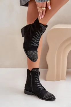 Zdobione Botki Na Płaskim Obcasie Eko Zamszowe Ocieplane Czarne Ellieo