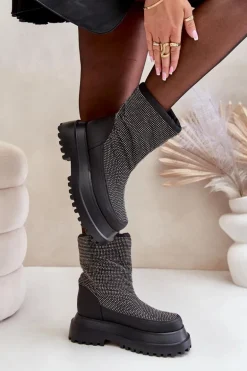 Zdobione Śniegowce Na Platformie I Płaskim Obcasie Czarne Avivina